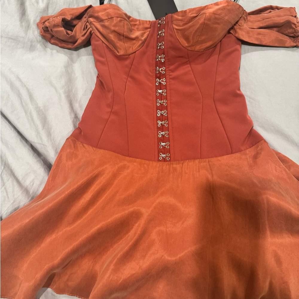 Elegant NBD revolve Off-Shoulder Rust Dress size Corset bodycon XS - Picture 6 of 7